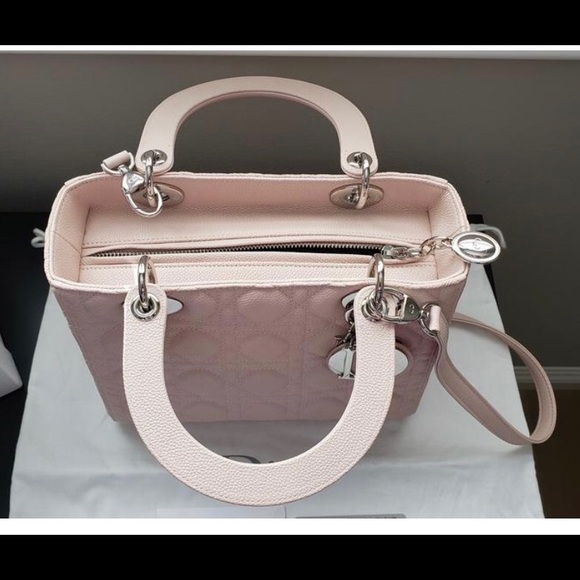 Lady Dior bag - Picture 3 of 5